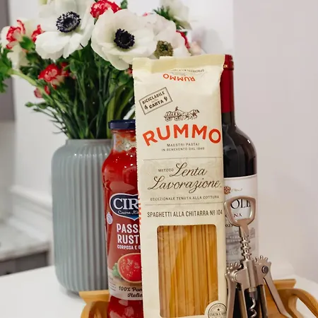 Daire Palomba Boutique